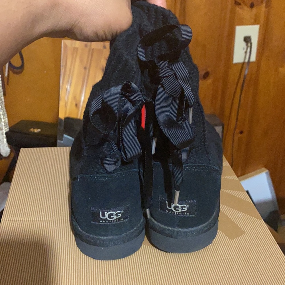 Ugg’s - Picture 3 of 4
